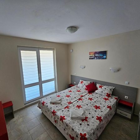 Апартаменти Кастро/Castro Apartments Tsarevo Exterior foto