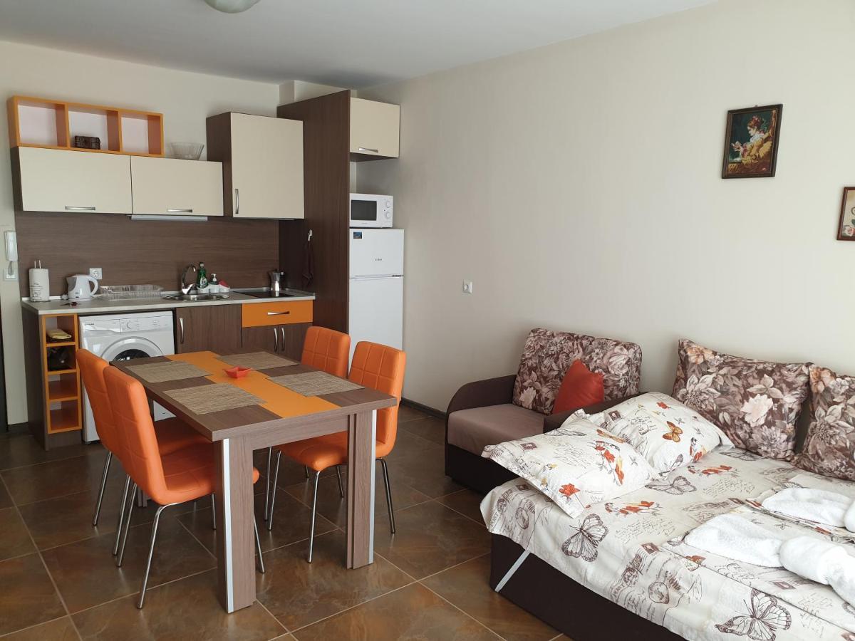 Апартаменти Кастро/Castro Apartments Tsarevo Exterior foto