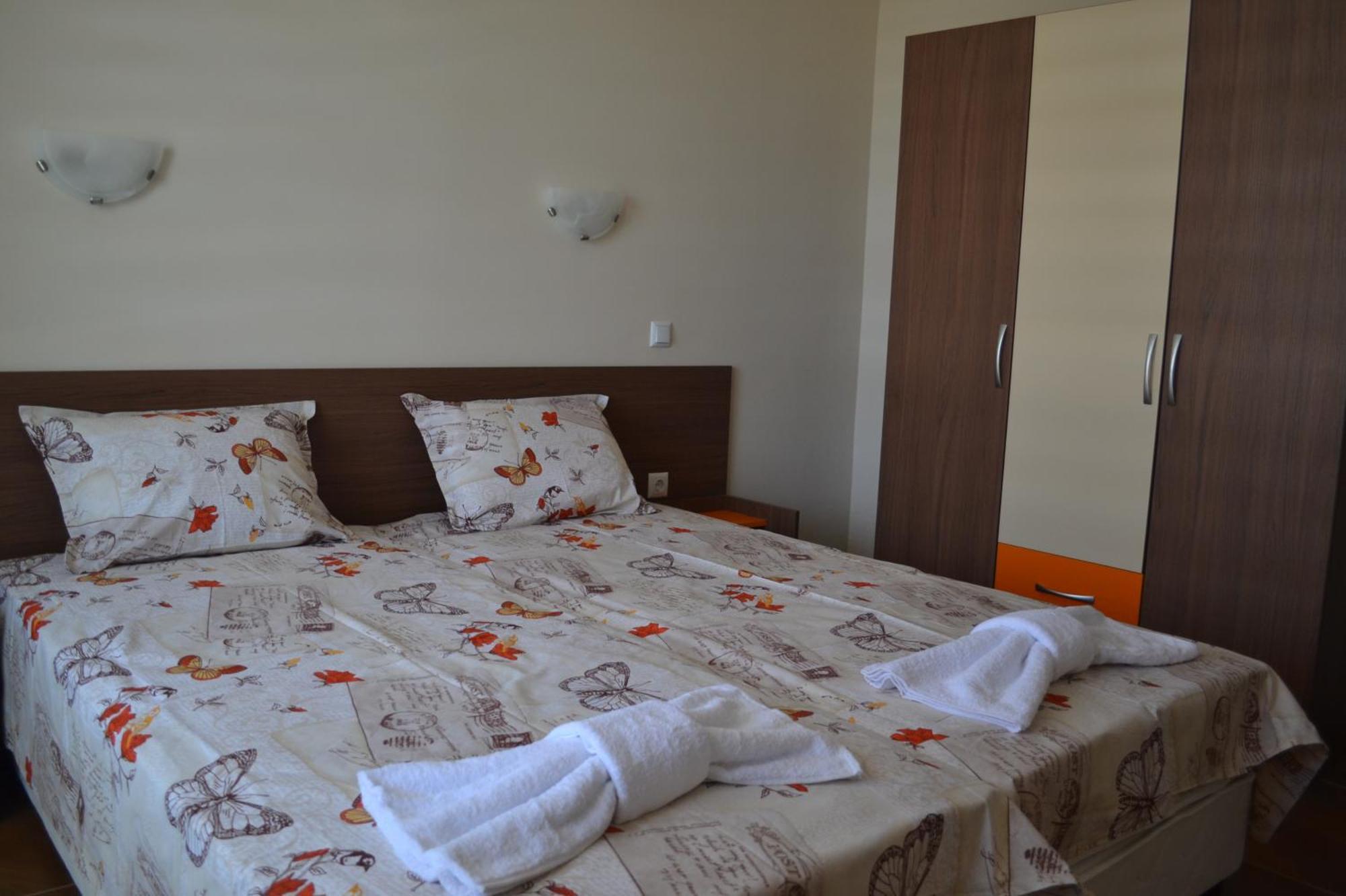 Апартаменти Кастро/Castro Apartments Tsarevo Exterior foto