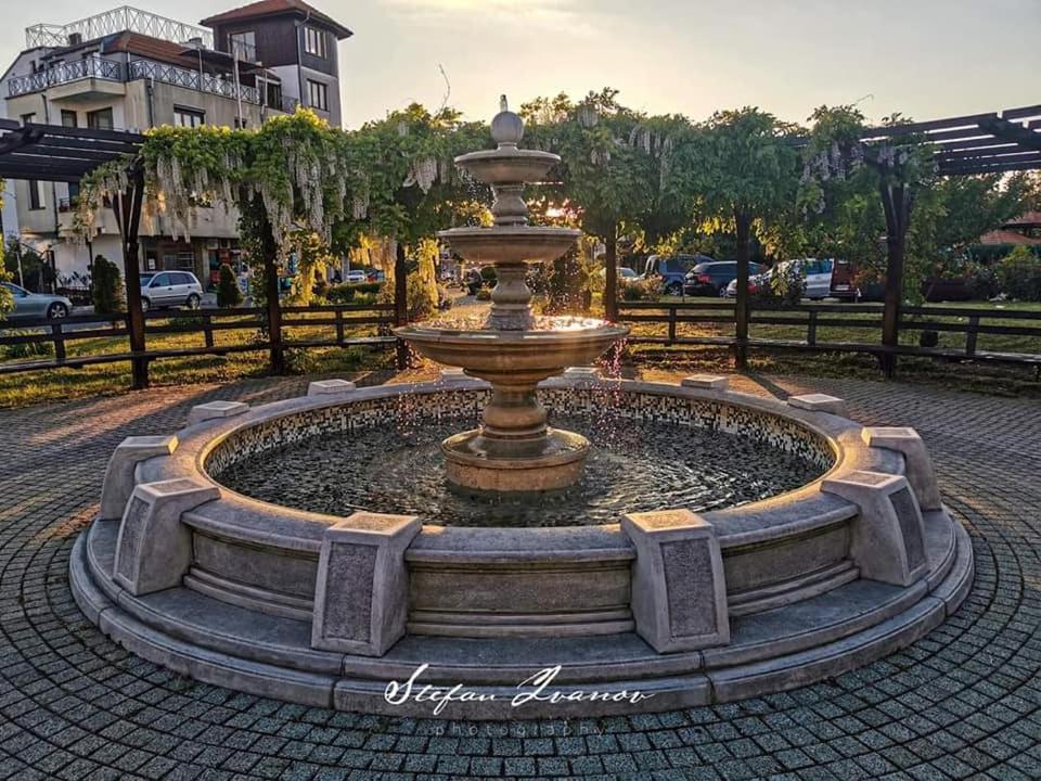 Апартаменти Кастро/Castro Apartments Tsarevo Exterior foto