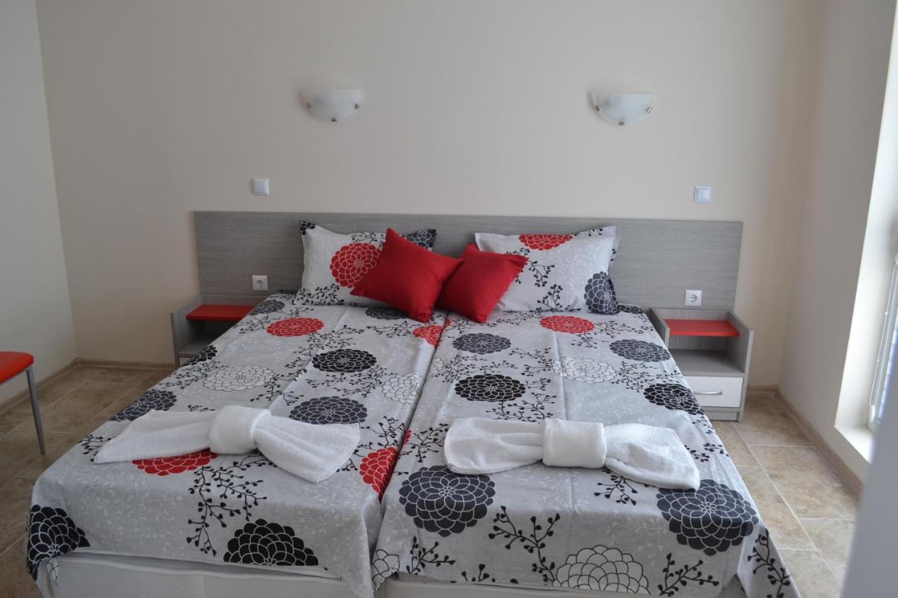 Апартаменти Кастро/Castro Apartments Tsarevo Exterior foto