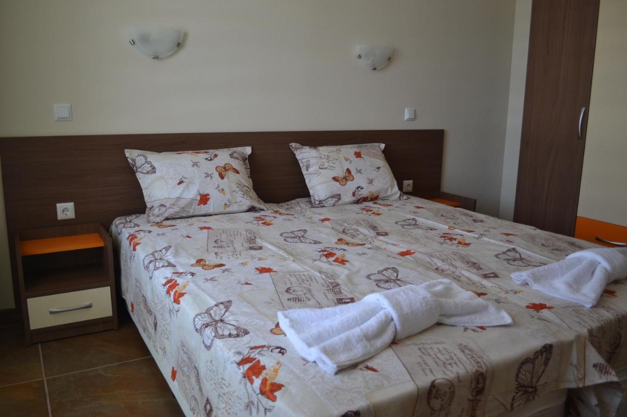 Апартаменти Кастро/Castro Apartments Tsarevo Exterior foto